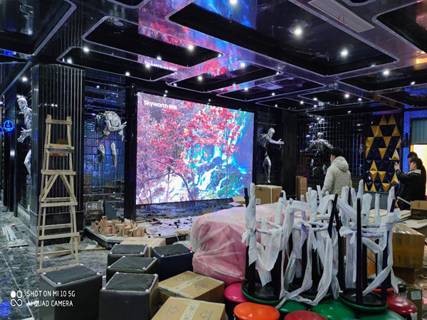 岚县室内P2.5全彩显示屏